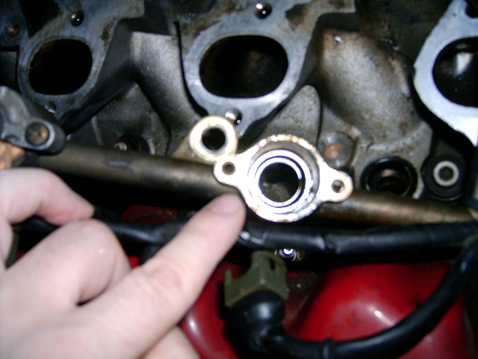 How to replace fuel injector replacement on nissan maxima #2