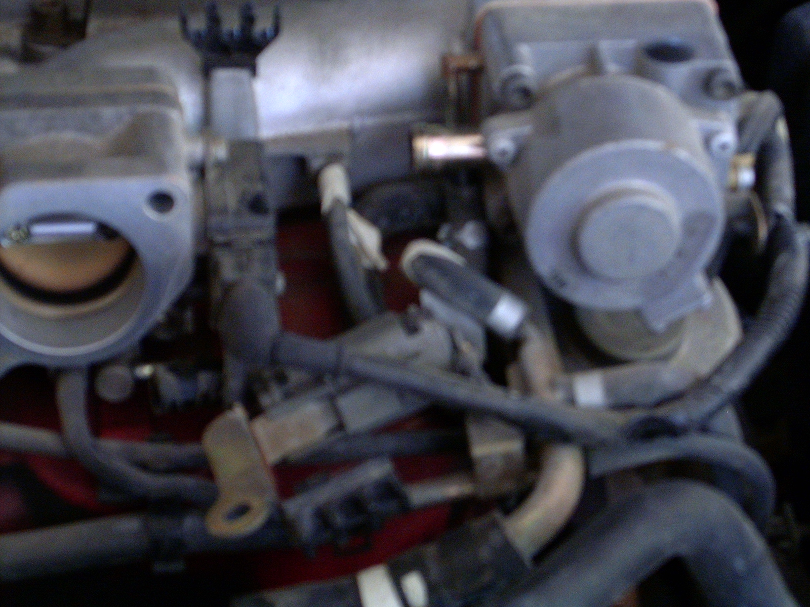 1995 Nissan maxima fuel injector removal #3