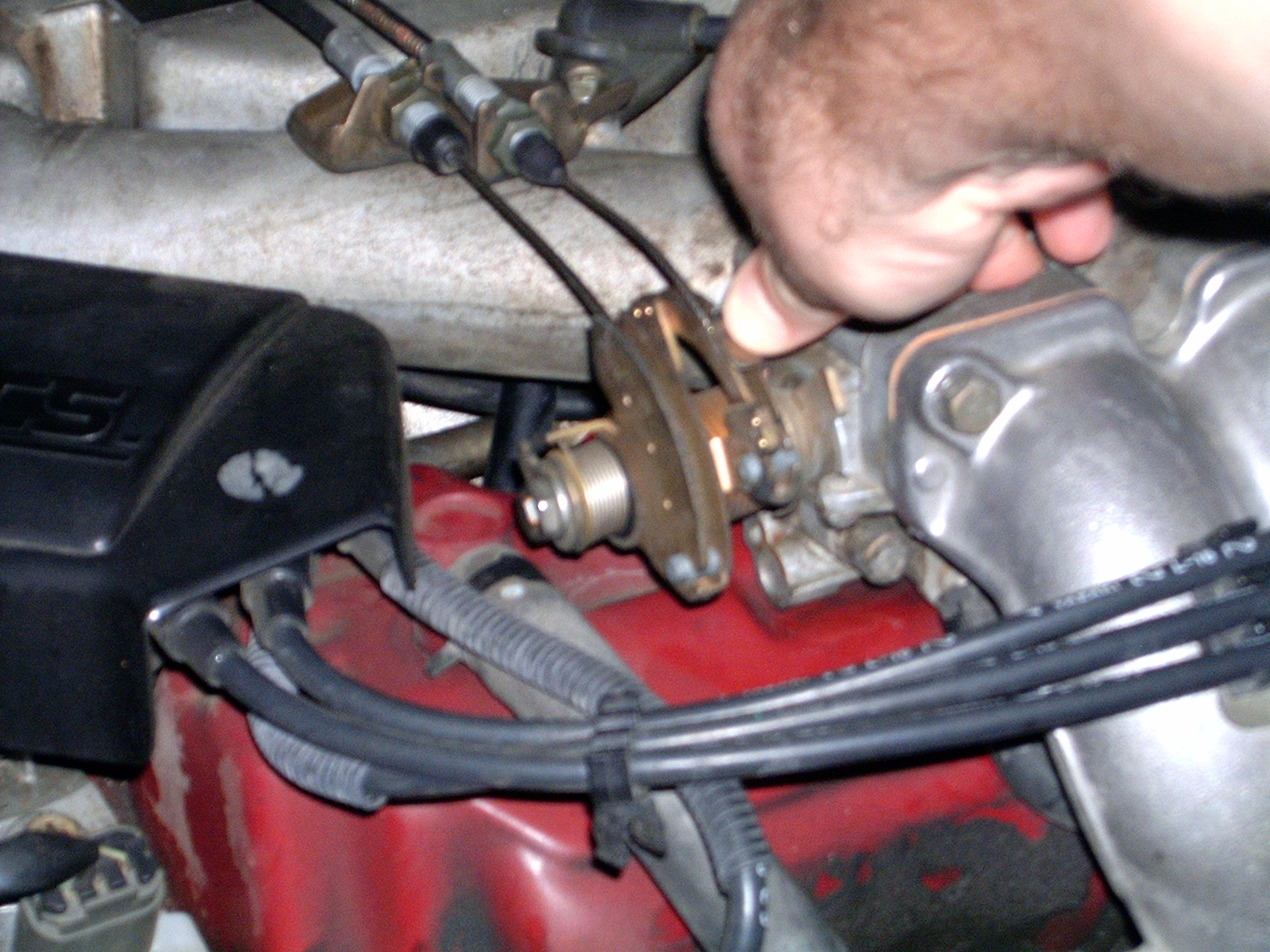 How to replace fuel injector replacement on nissan maxima #3